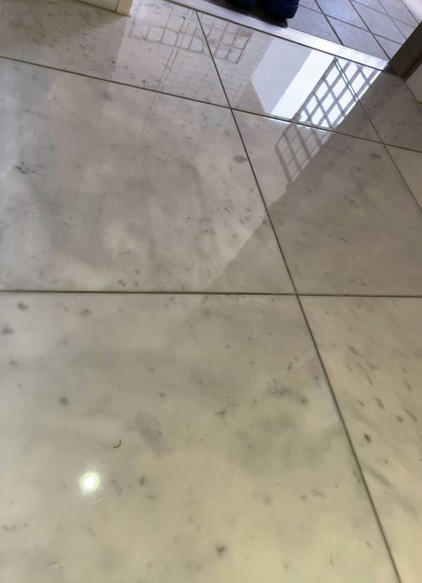 marble_tile-kusumi-kibami-jokyo-kenma1.jpg